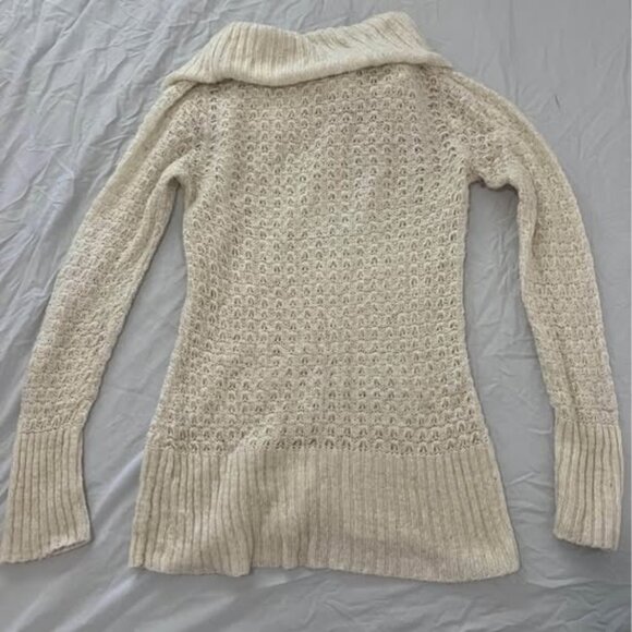 White Gold Crochet Sweater - Picture 3 of 4